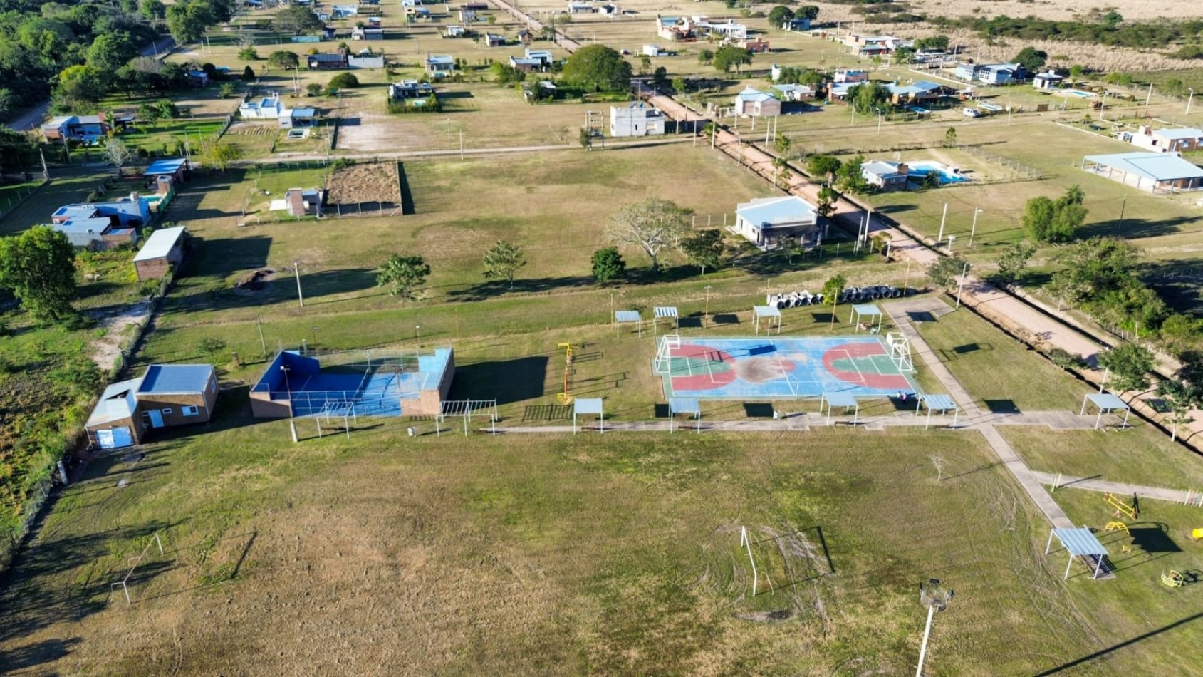 Quincho con potencial en barrio privado