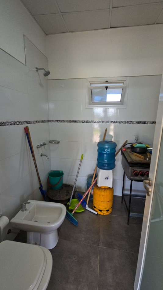 Quincho con potencial en barrio privado