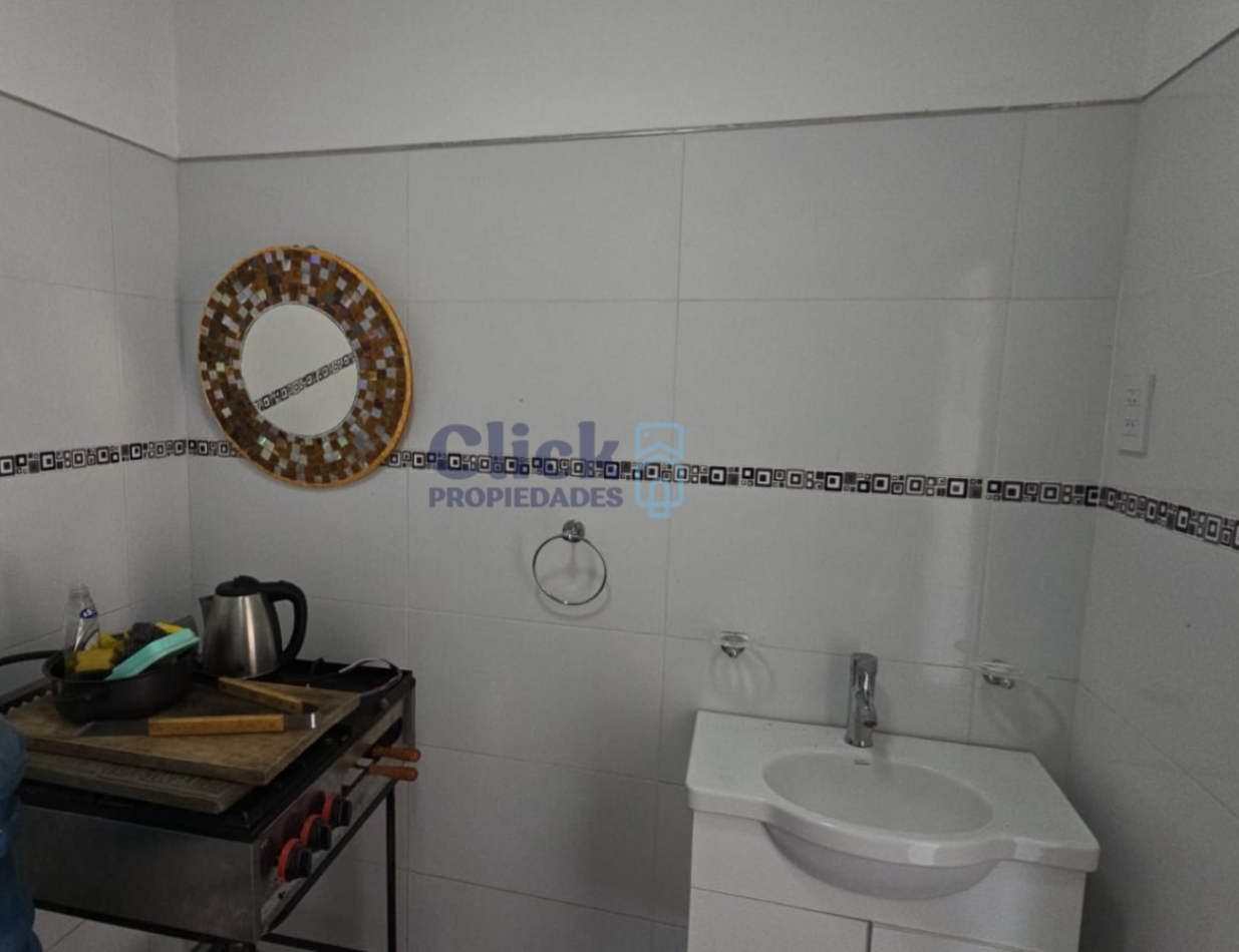 Quincho con potencial en barrio privado