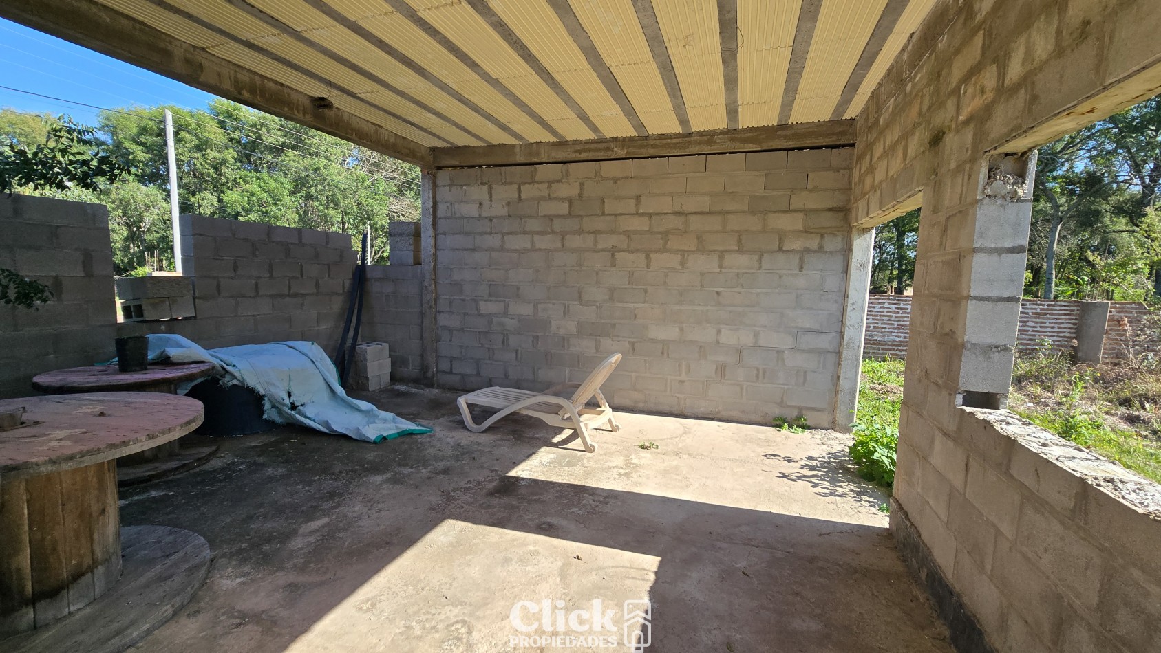 Construccion con potencial en zona alta - 90 m² + pileta + loza
