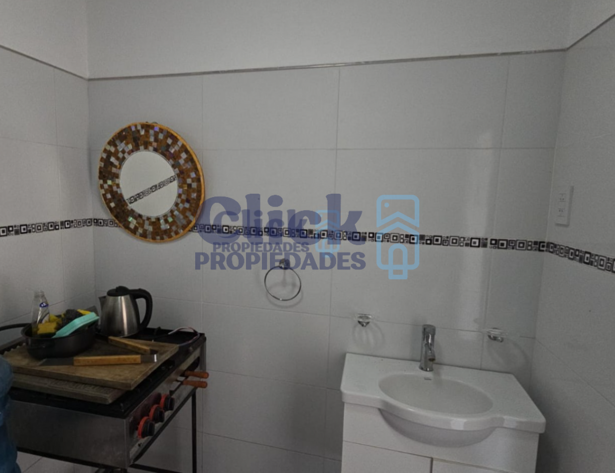 Quincho con potencial en barrio privado